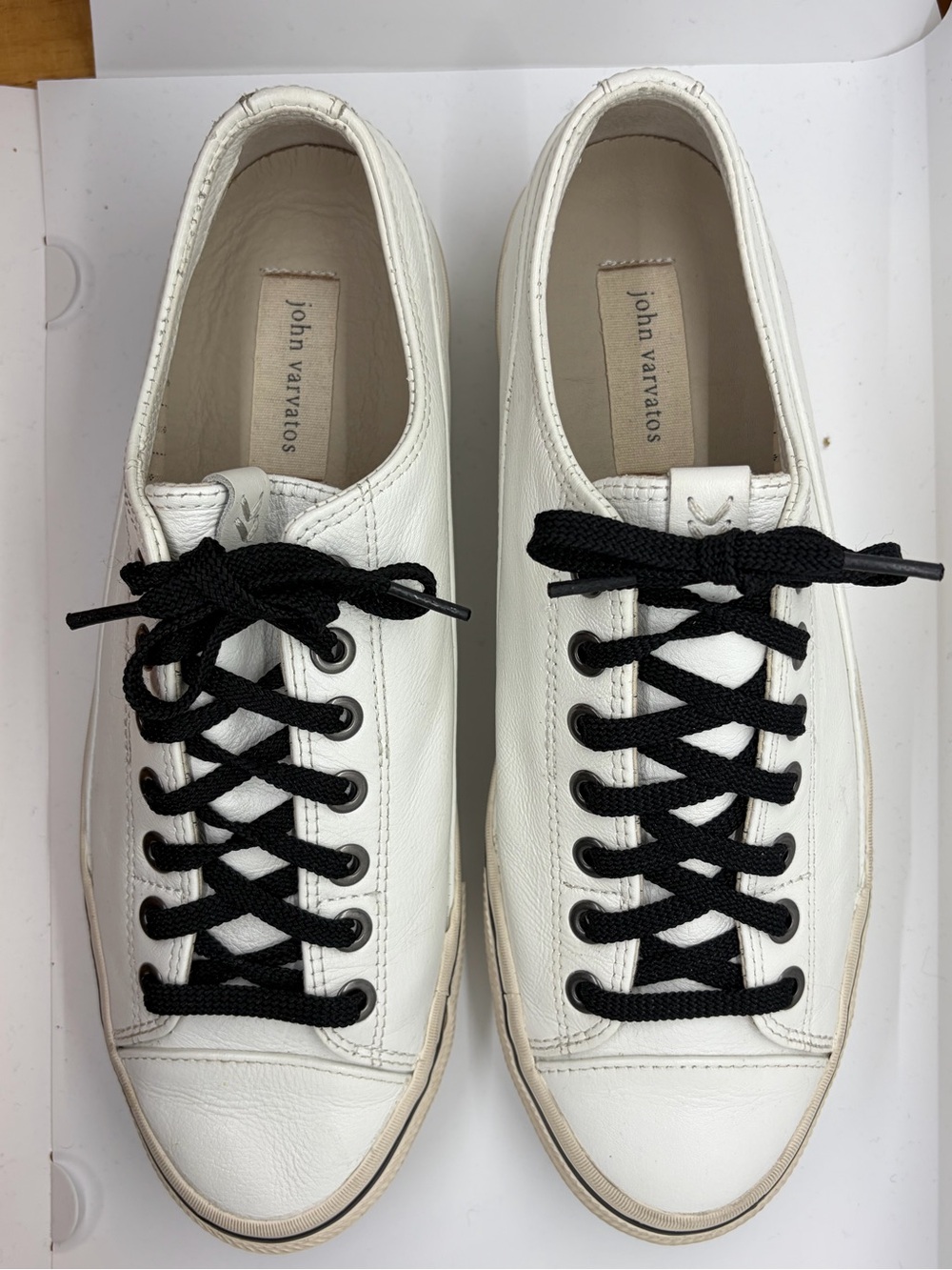 Rare Men’s John Varvatos X Converse low-top leather sneakers US 10M